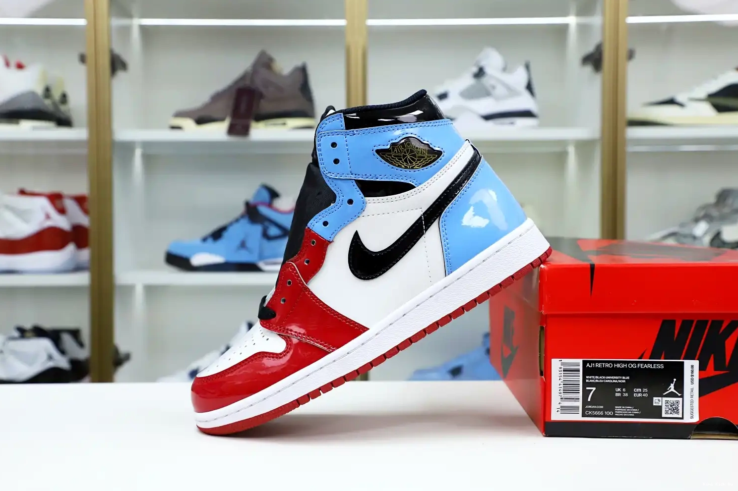 Kimikick JORDAN HIGH 'FEARLESS' RETRO 1 AIR OG 0808